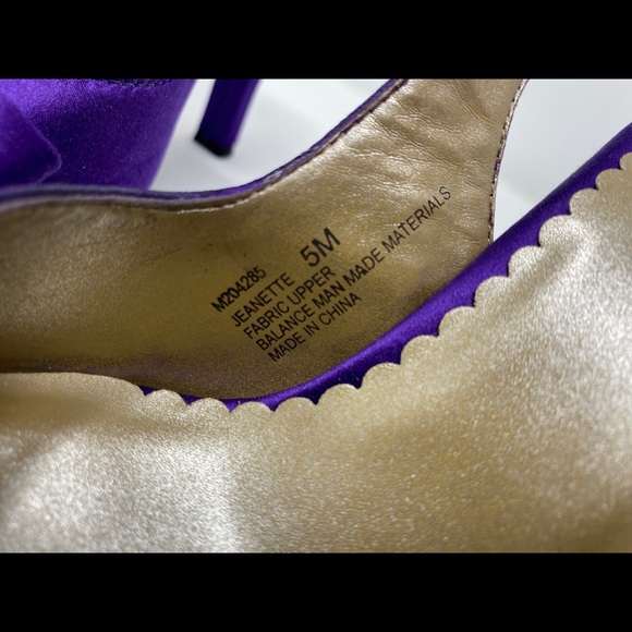 Me Too Jeanette Peep Toe Satin Heels. Purple sz 5 - Picture 7 of 9